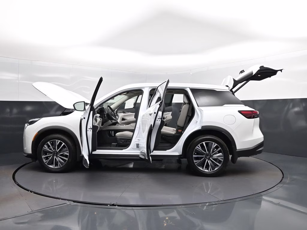 2027 White INFINITI QX60 LUXE FWD SUV