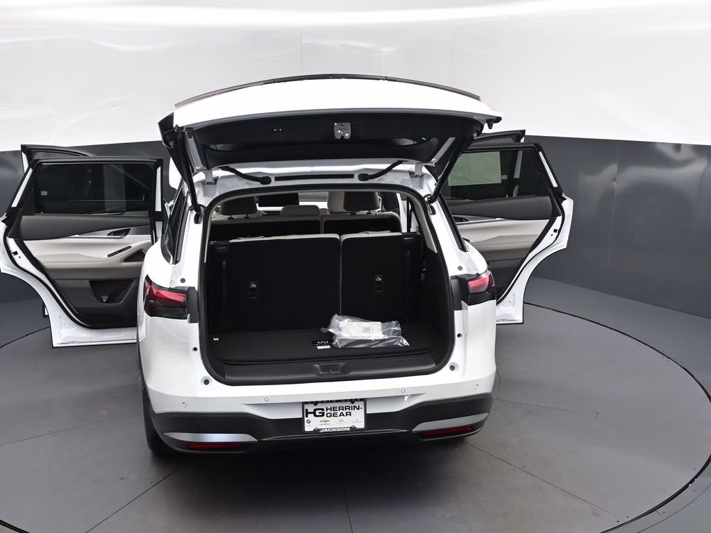 2027 White INFINITI QX60 LUXE FWD SUV
