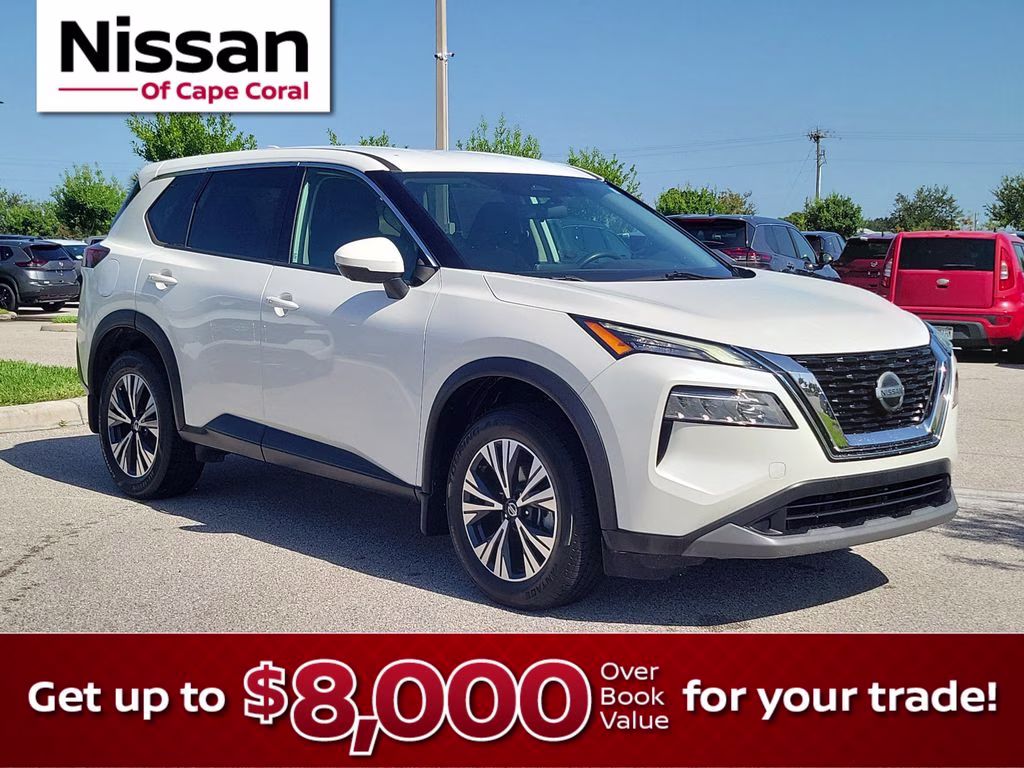 2021 Pearl White Tricoat Nissan Rogue SV FWD SUV