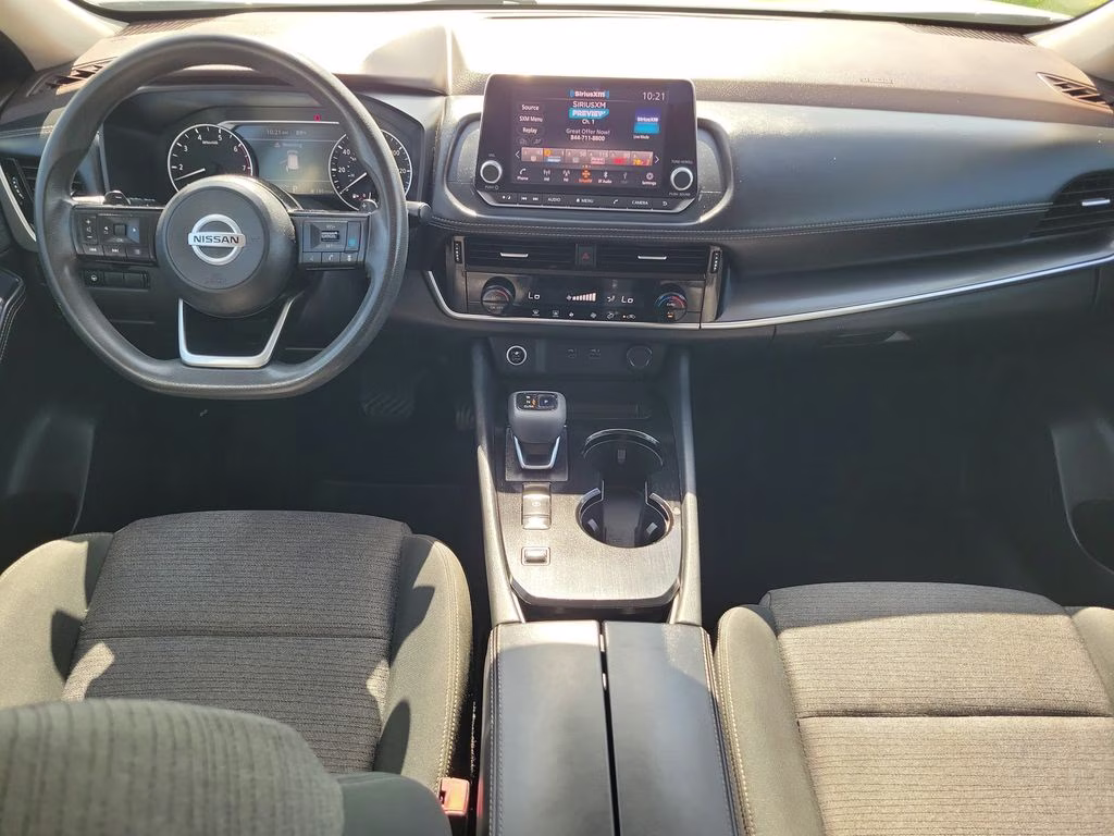 2021 Pearl White Tricoat Nissan Rogue SV FWD SUV
