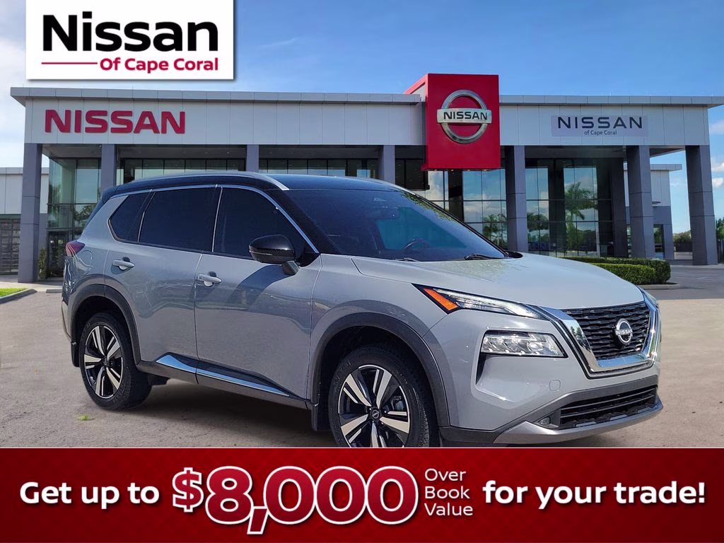 2022 Boulder Gray Pearl/Super Black Nissan Rogue SL FWD SUV