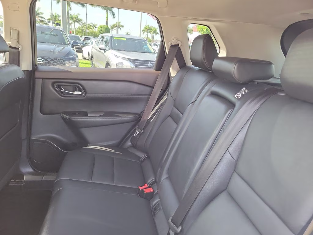 2022 Boulder Gray Pearl/Super Black Nissan Rogue SL FWD SUV