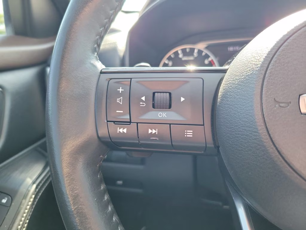 2022 Boulder Gray Pearl/Super Black Nissan Rogue SL FWD SUV