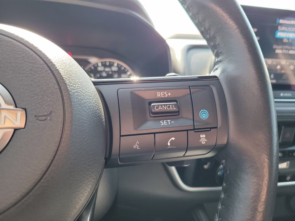 2022 Boulder Gray Pearl/Super Black Nissan Rogue SL FWD SUV