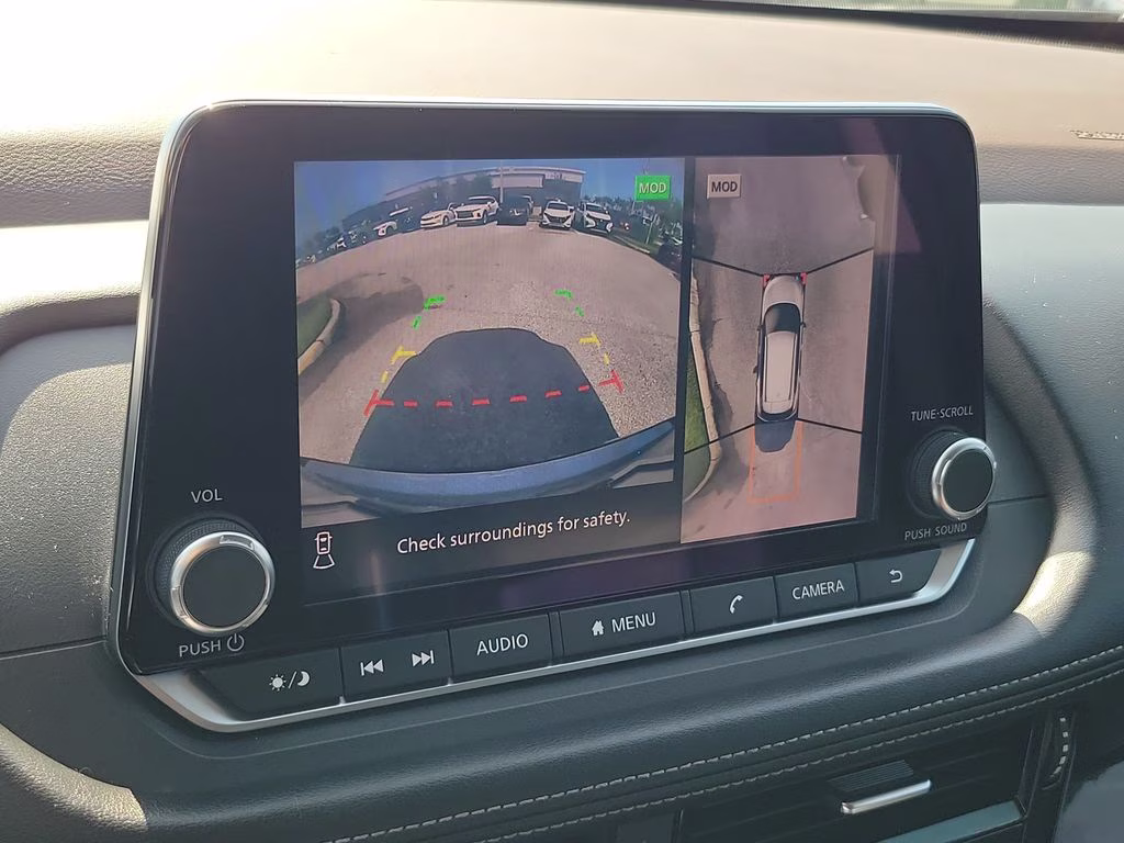 2022 Boulder Gray Pearl/Super Black Nissan Rogue SL FWD SUV