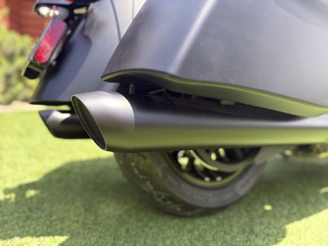 2025 BLACK SMOKE Indian CHALLENGER DARKHORSE POWERBAND AUDIO