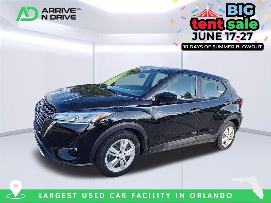 2025 Nissan Kicks Play S FWD SUV