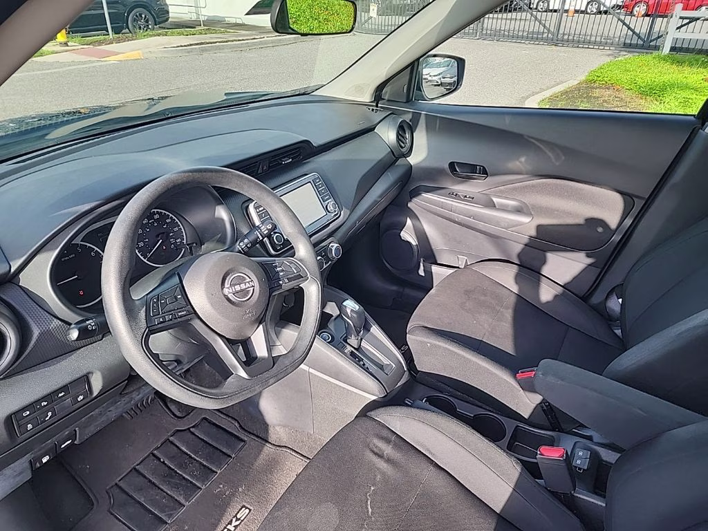 2025 Nissan Kicks Play S FWD SUV