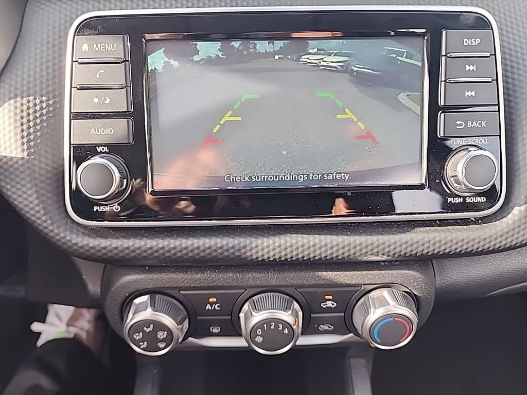 2025 Nissan Kicks Play S FWD SUV