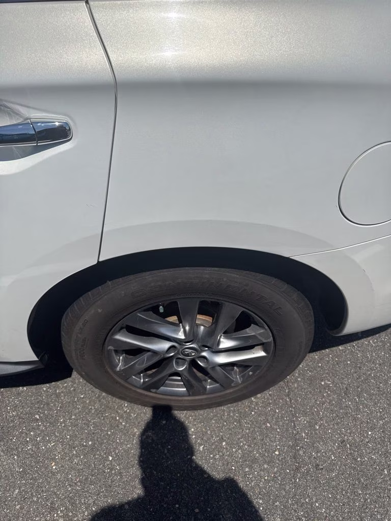2014 White INFINITI QX60 Base AWD SUV