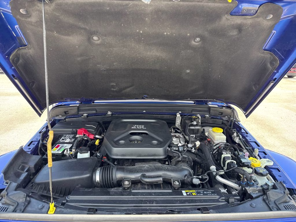 2019 Ocean Blue Metallic Clearcoat Jeep Wrangler Unlimited Sahara 4X4 SUV