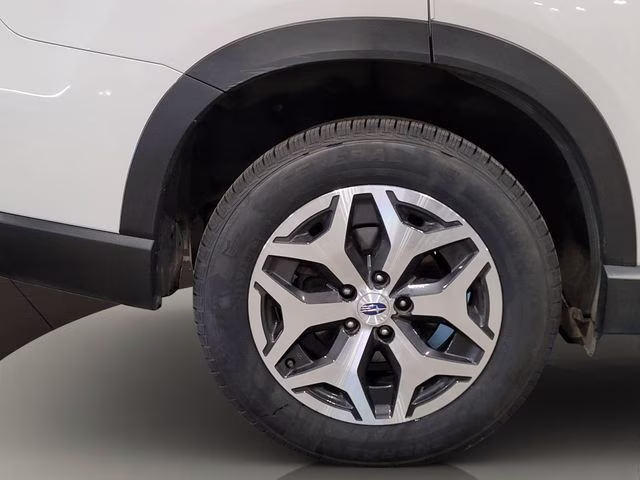 2021 Crystal White Pearl Subaru Forester Premium AWD SUV