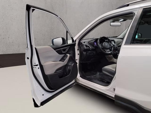 2021 Crystal White Pearl Subaru Forester Premium AWD SUV