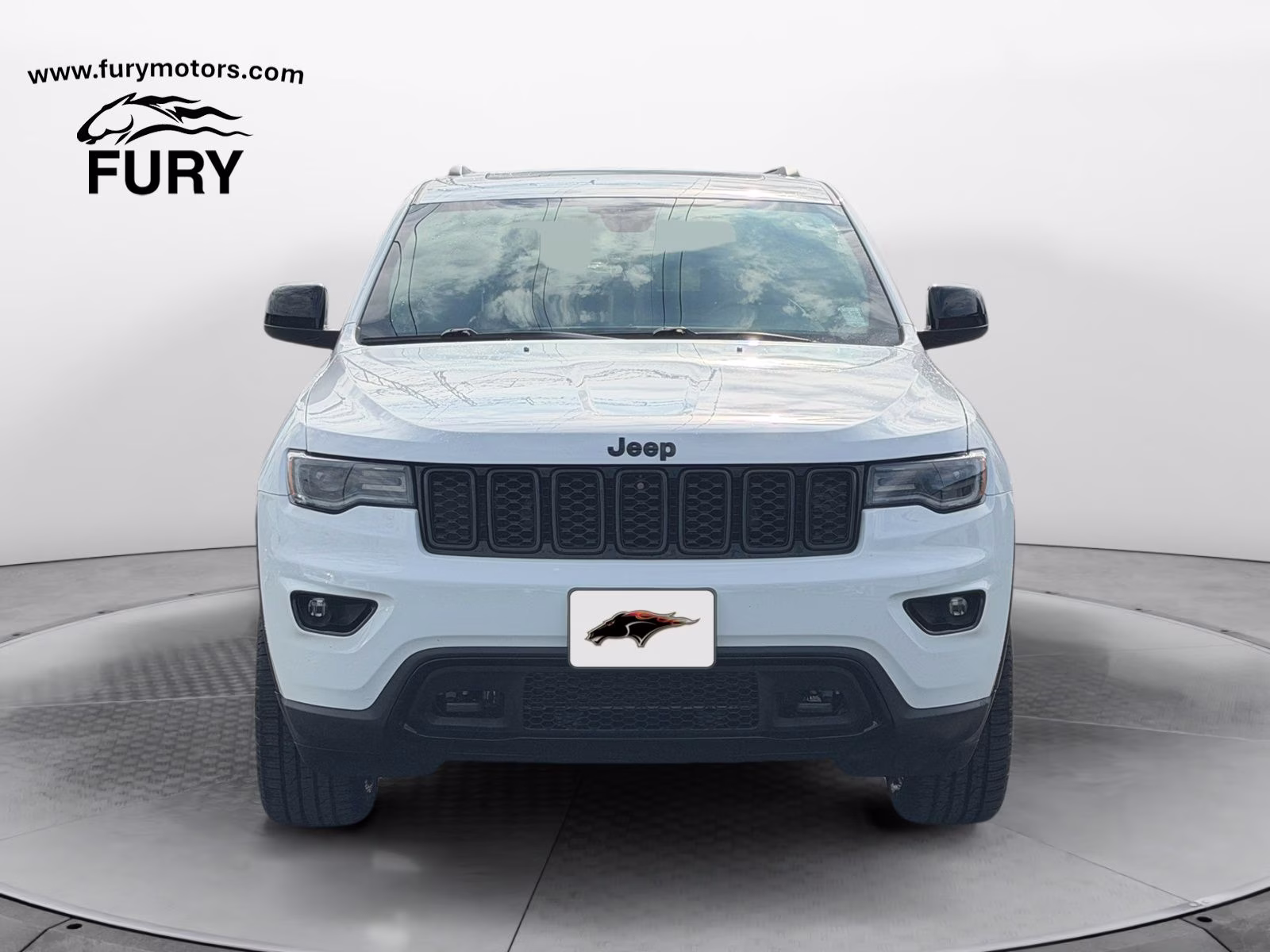 2020 Bright White Clearcoat Jeep Grand Cherokee Laredo 4X4 SUV
