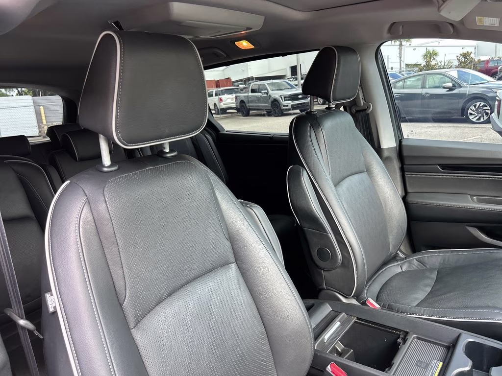 2024 Crystal Black Pearl Honda Odyssey Elite FWD Van