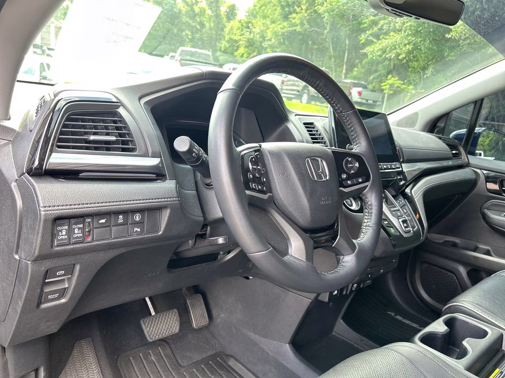 2024 Crystal Black Pearl Honda Odyssey Elite FWD Van