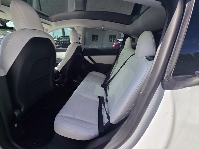 2022 White Tesla Model Y Long Range AWD SUV