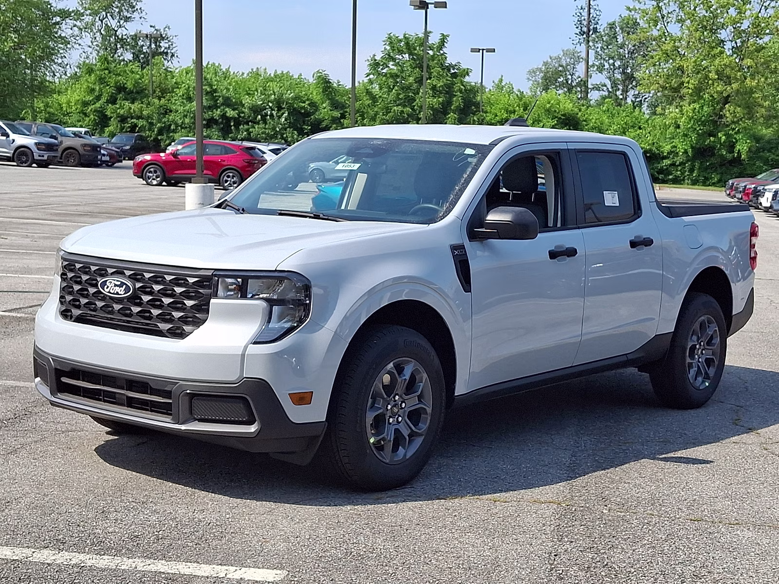2026 Oxford White - YZ Ford Maverick XLT FWD