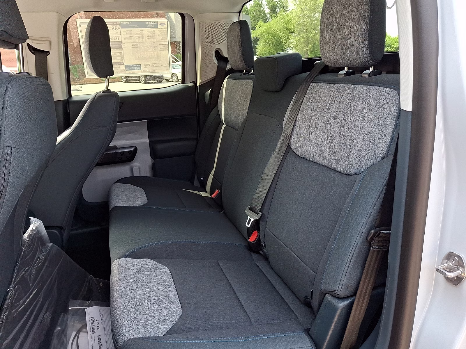 2026 Oxford White - YZ Ford Maverick XLT FWD