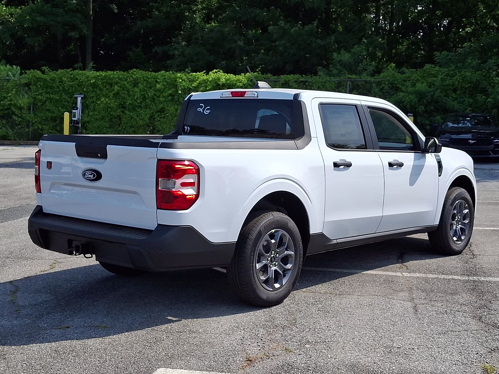 2026 Oxford White - YZ Ford Maverick XLT AWD