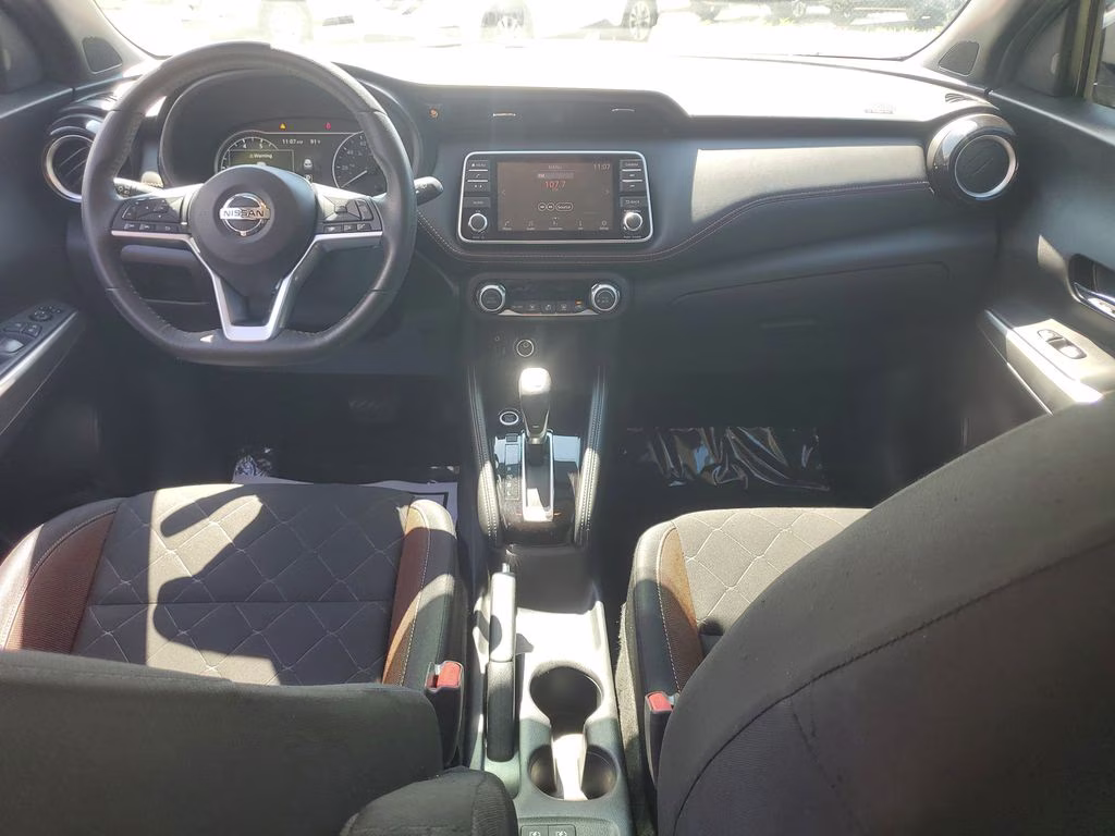 2019 Monarch Orange/Super Black Nissan Kicks SR FWD SUV