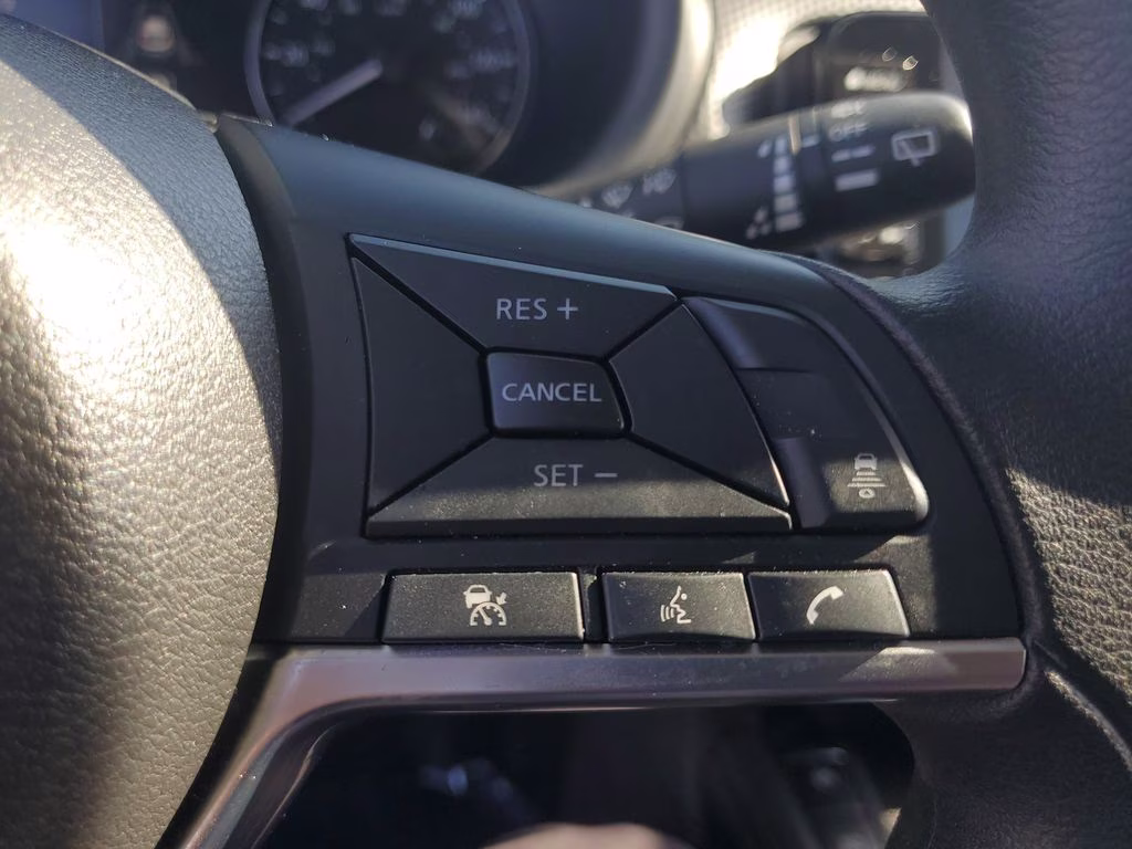 2024 Super Black Nissan Kicks SV FWD SUV