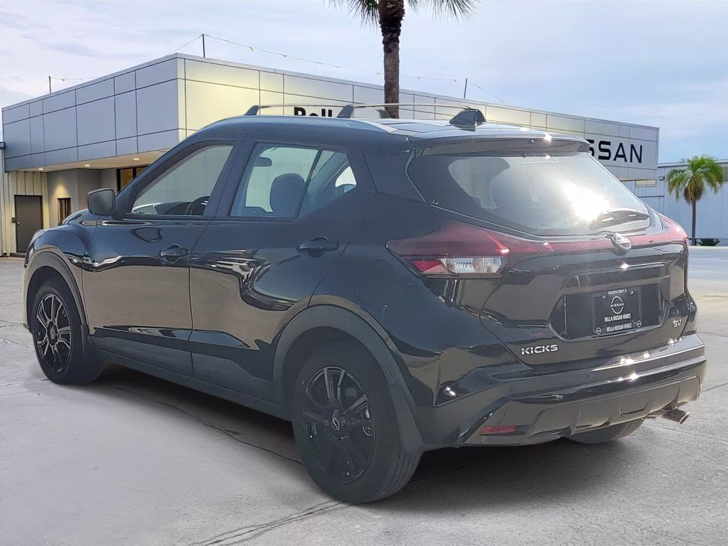 2024 Super Black Nissan Kicks SV FWD SUV