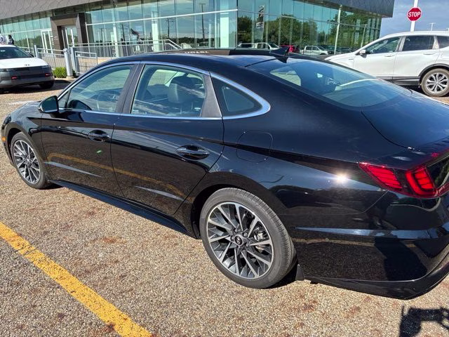 2023 Onyx Black Hyundai Sonata Limited FWD Sedan