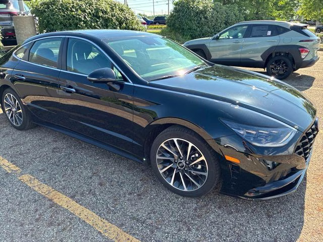 2023 Onyx Black Hyundai Sonata Limited FWD Sedan