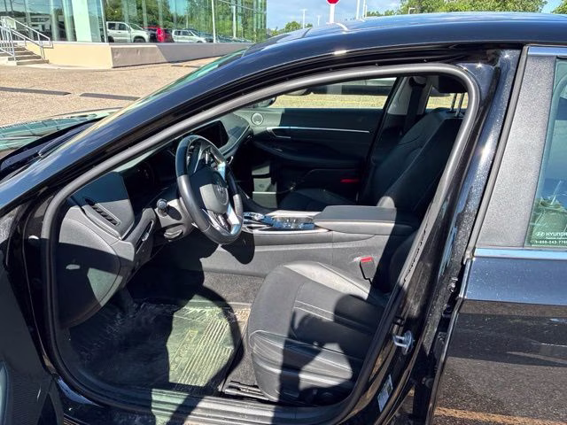 2023 Onyx Black Hyundai Sonata Limited FWD Sedan