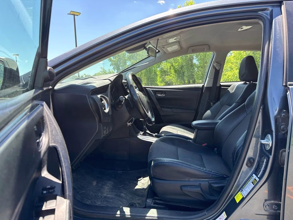 2017 Toyota Corolla L FWD Sedan
