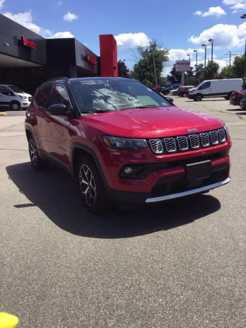 2025 Red Hot Pearlcoat Jeep Compass Limited 4X4 SUV