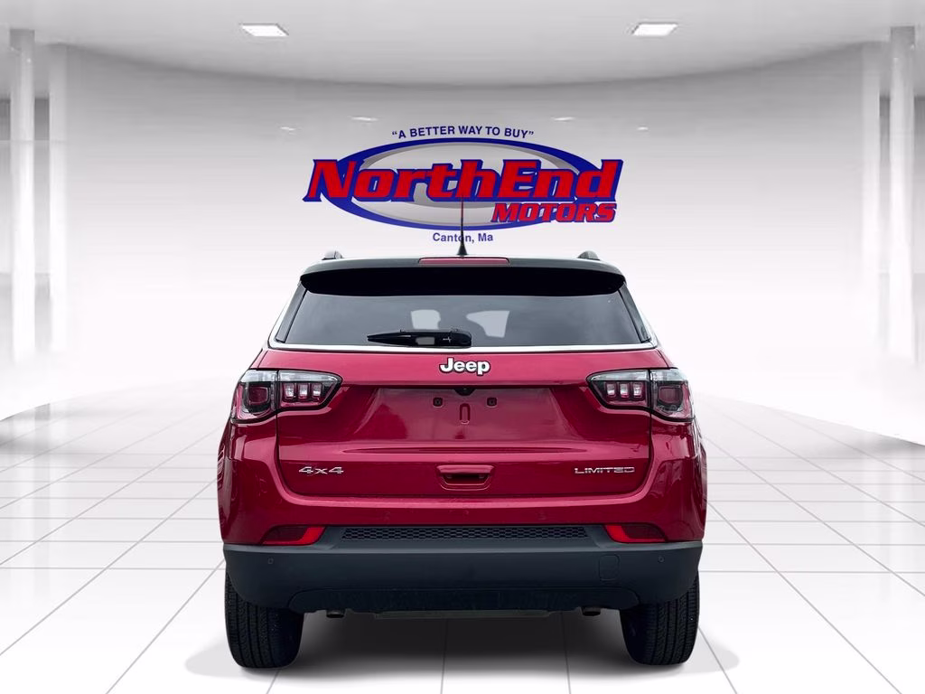 2025 Red Hot Pearlcoat Jeep Compass Limited 4X4 SUV