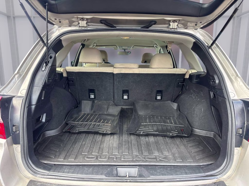 2018 Tungsten Metallic Subaru Outback 2.5i Premium AWD SUV