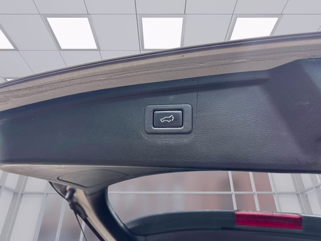 2018 Tungsten Metallic Subaru Outback 2.5i Premium AWD SUV