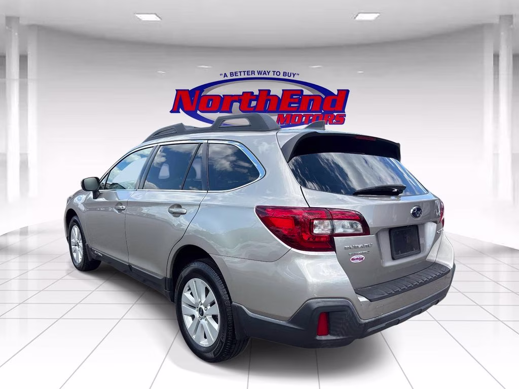 2018 Tungsten Metallic Subaru Outback 2.5i Premium AWD SUV
