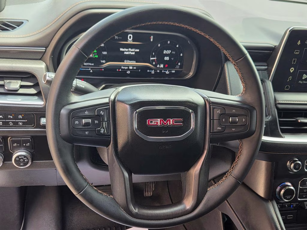 2023 Summit White GMC Yukon AT4 4X4 SUV