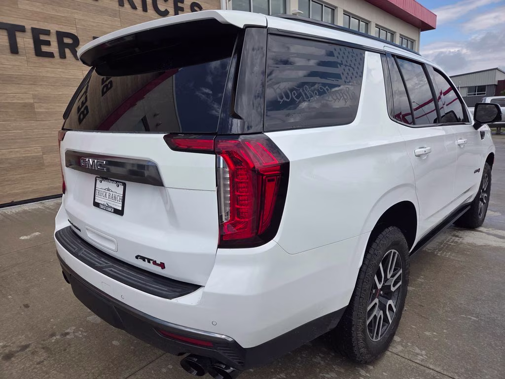 2023 Summit White GMC Yukon AT4 4X4 SUV