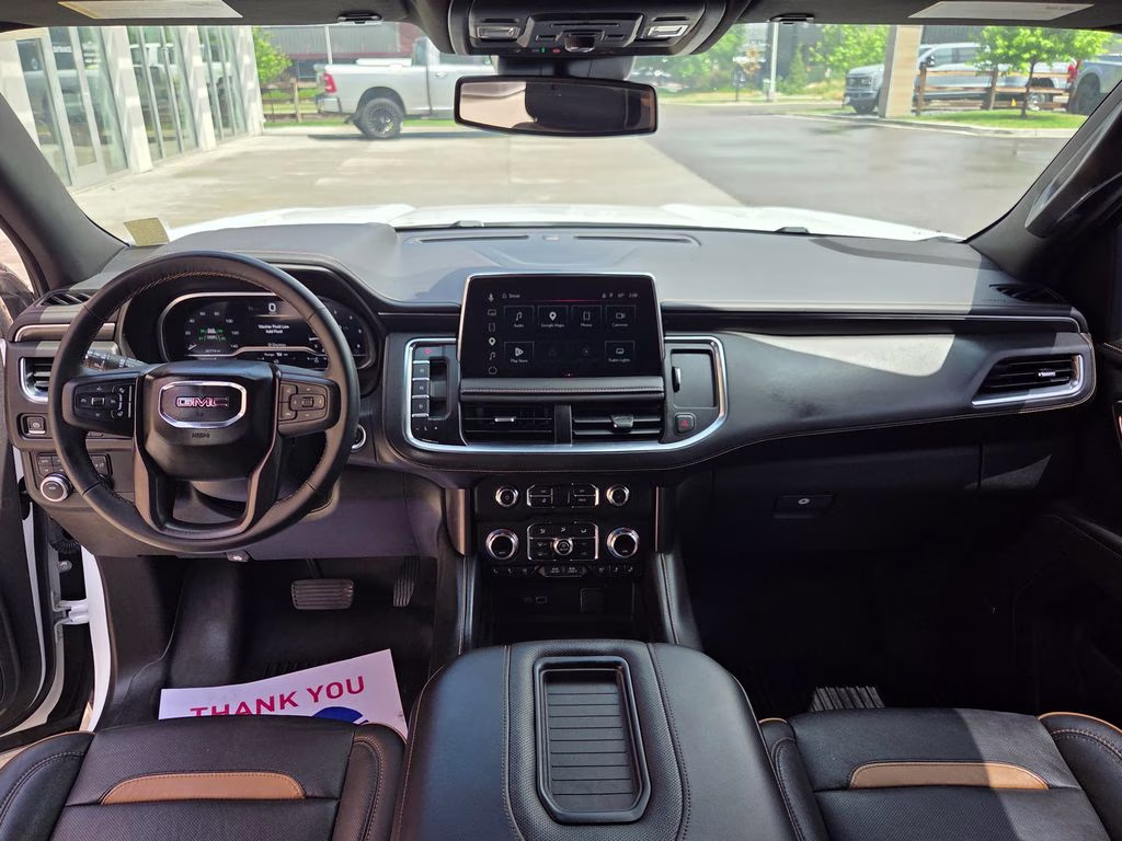 2023 Summit White GMC Yukon AT4 4X4 SUV