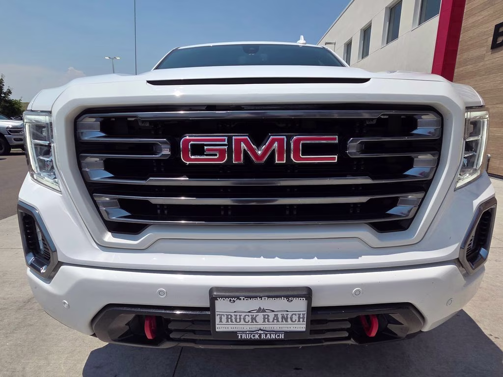 2022 Summit White GMC Sierra 1500 Limited AT4 4X4 Truck