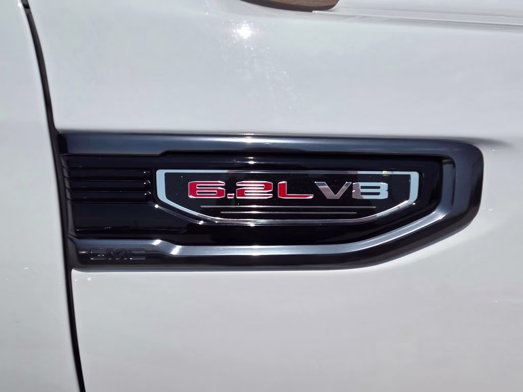 2022 Summit White GMC Sierra 1500 Limited AT4 4X4 Truck