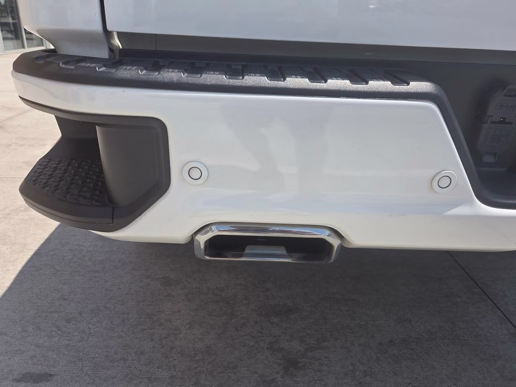 2022 Summit White GMC Sierra 1500 Limited AT4 4X4 Truck