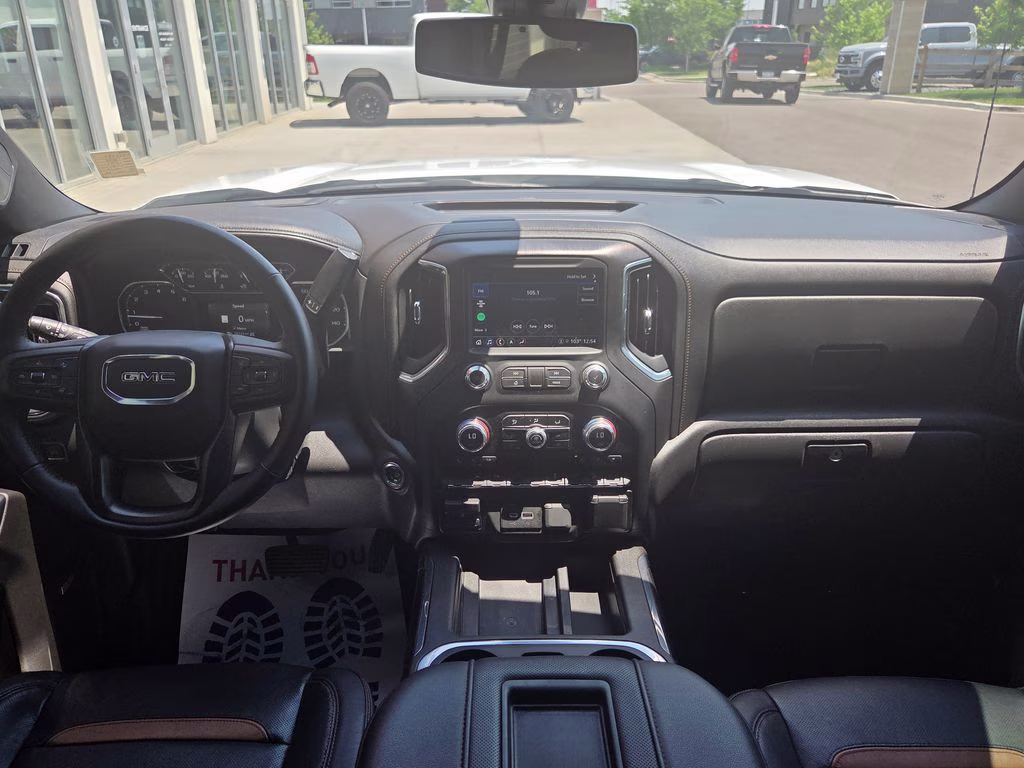 2022 Summit White GMC Sierra 1500 Limited AT4 4X4 Truck