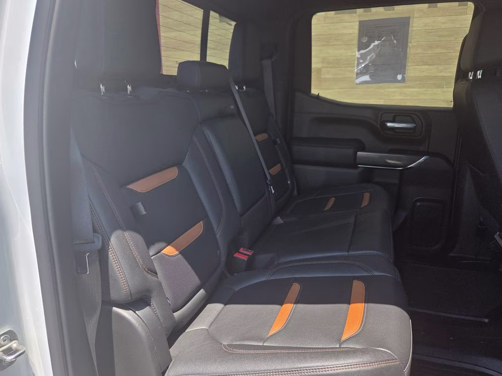 2022 Summit White GMC Sierra 1500 Limited AT4 4X4 Truck
