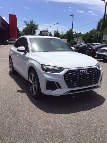 2021 Glacier White Audi Q5 Sportback 45 Premium Plus AWD SUV