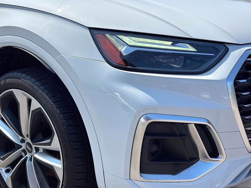 2021 Glacier White Audi Q5 Sportback 45 Premium Plus AWD SUV