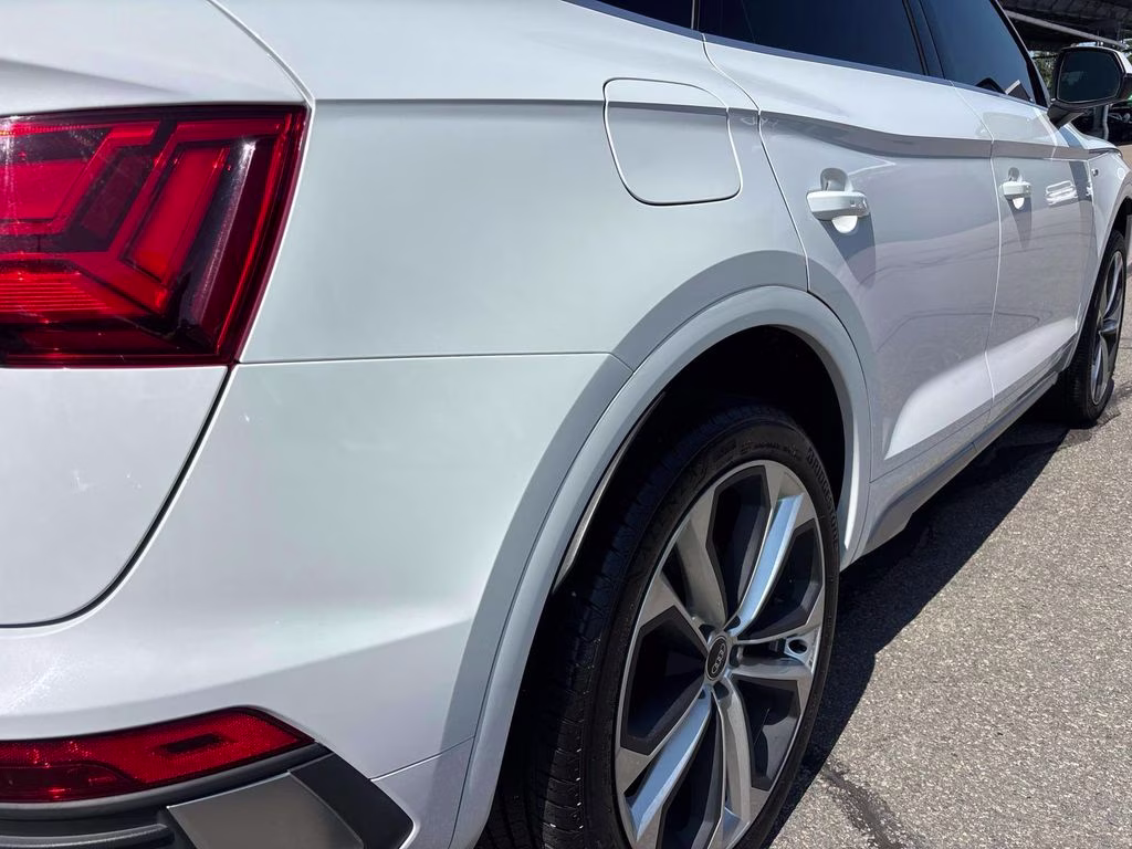 2021 Glacier White Audi Q5 Sportback 45 Premium Plus AWD SUV