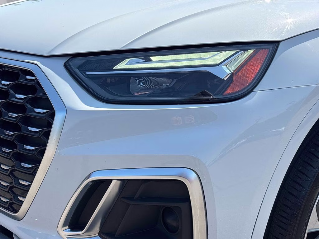 2021 Glacier White Audi Q5 Sportback 45 Premium Plus AWD SUV