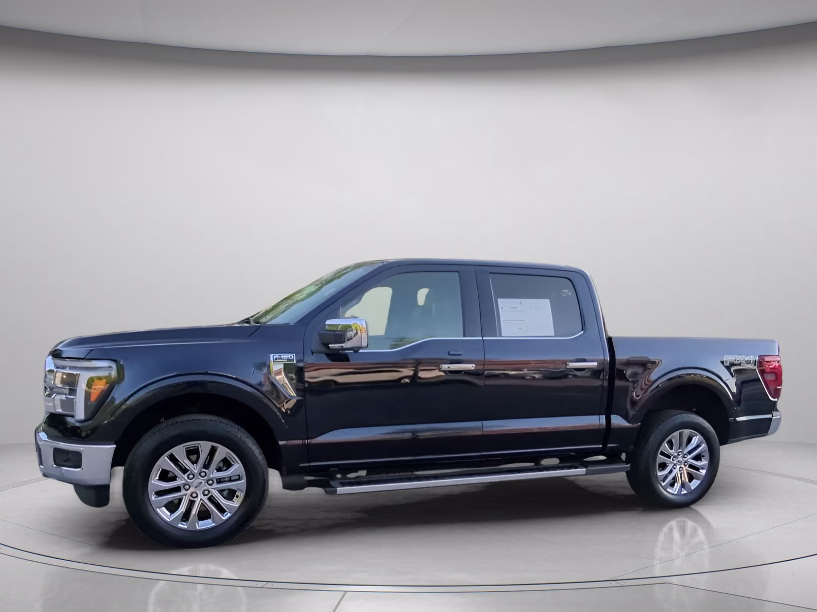 2025 Antimatter Blue Metallic Ford F-150 LARIAT Crew Cab Pickup 4X4 Truck