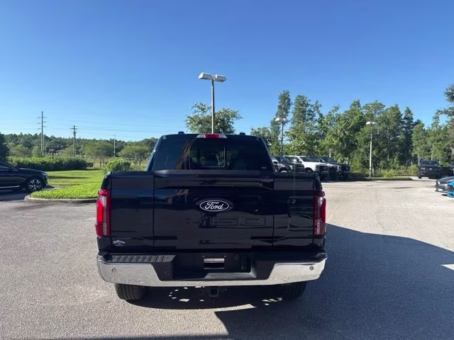 2025 Antimatter Blue Metallic Ford F-150 LARIAT Crew Cab Pickup 4X4 Truck